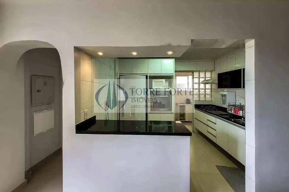 Apartamento com 3 quartos à venda, 85m2 em Aclimação, São Paulo - SP - imagem 8 Foto 8 de Apartamento com 3 quartos à venda, 85m2 em Aclimação, São Paulo - SP