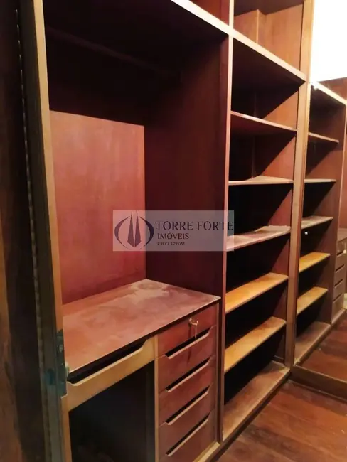 Casa de Condomínio com 5 quartos à venda, 480m2 em Jardim Acapulco, Guaruja - SP - imagem 3 Foto 3 de Casa de Condomínio com 5 quartos à venda, 480m2 em Jardim Acapulco, Guaruja - SP