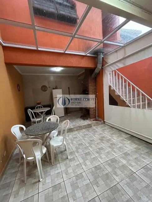Foto 1 de Sobrado com 3 quartos à venda, 241m2 em Vila Linda, Santo Andre - SP