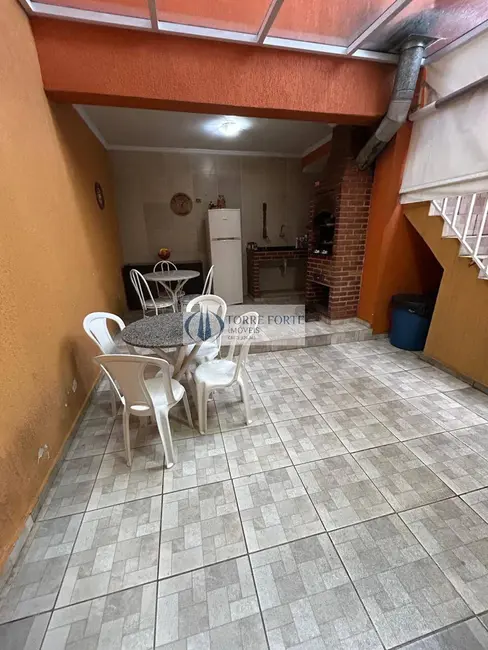Foto 3 de Sobrado com 3 quartos à venda, 241m2 em Vila Linda, Santo Andre - SP