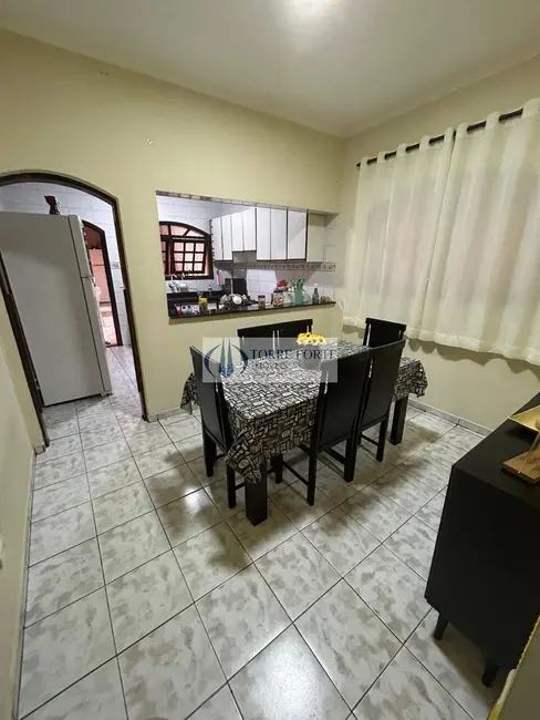 Foto 5 de Sobrado com 3 quartos à venda, 241m2 em Vila Linda, Santo Andre - SP