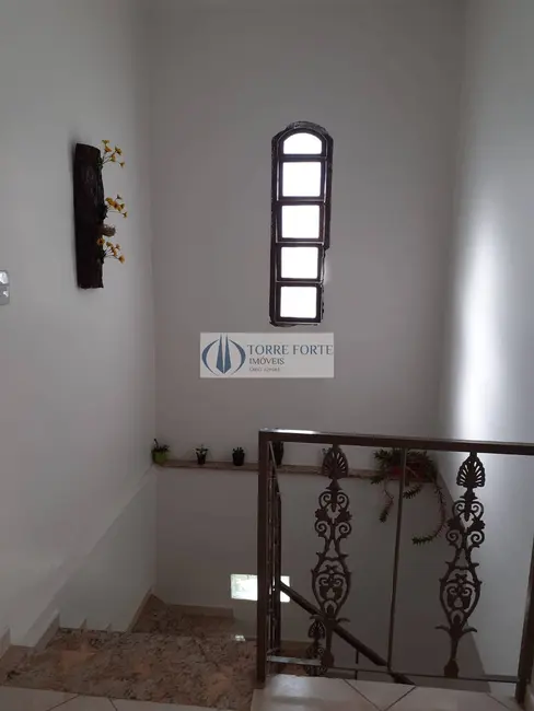 Foto 9 de Casa com 4 quartos à venda, 300m2 em Vila Cecília, Mogi Das Cruzes - SP