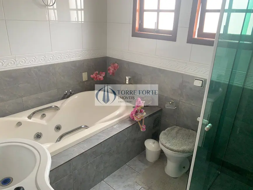 Sobrado com 3 quartos à venda, 240m2 em Vila Formosa, São Paulo - SP - imagem 8 Foto 8 de Sobrado com 3 quartos à venda, 240m2 em Vila Formosa, São Paulo - SP