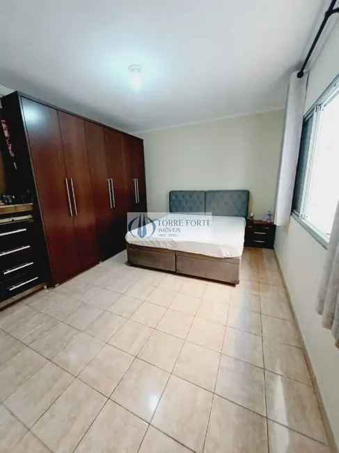Foto 9 de Casa com 2 quartos à venda, 200m2 em Jardim Paraíso, Santo Andre - SP