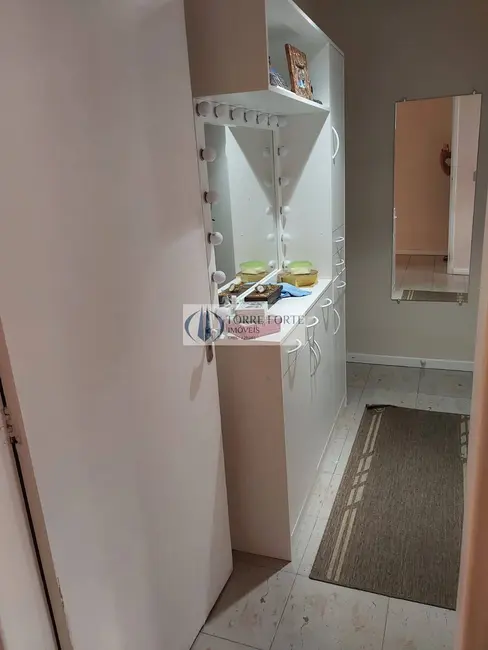 Sobrado com 3 quartos à venda, 200m2 em Vila Granada, São Paulo - SP - imagem 6 Foto 6 de Sobrado com 3 quartos à venda, 200m2 em Vila Granada, São Paulo - SP