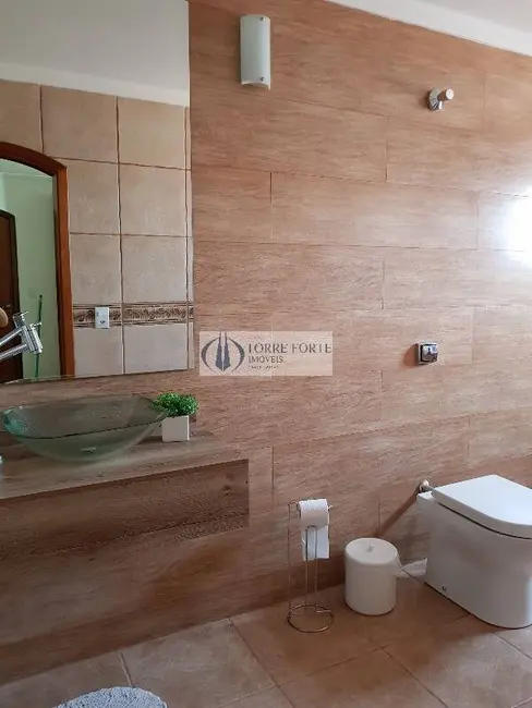 Foto 6 de Casa com 3 quartos à venda, 180m2 em Jardim Tenani, São Paulo - SP