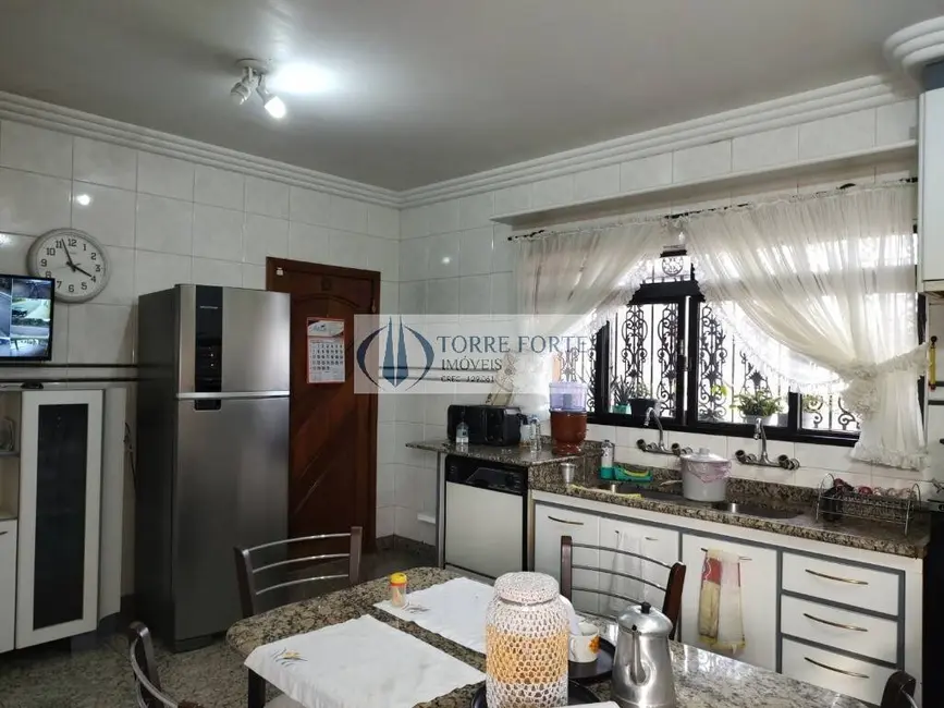 Foto 6 de Casa com 5 quartos à venda, 450m2 em Vila Londrina, São Paulo - SP