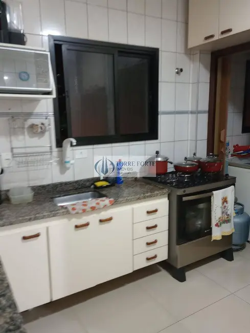 Foto 3 de Apartamento com 2 quartos à venda, 70m2 em Tupi, Praia Grande - SP
