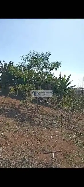 Foto 1 de Terreno / Lote à venda, 1000m2 em Jardim América, Braganca Paulista - SP