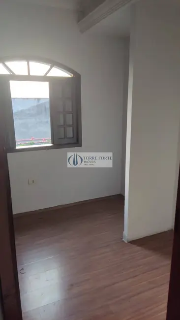 Foto 5 de Casa com 4 quartos à venda, 181m2 em Vila Nova Bonsucesso, Guarulhos - SP