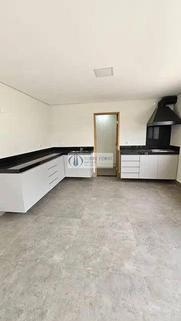 Foto 2 de Casa com 4 quartos à venda, 360m2 em Usina, Atibaia - SP