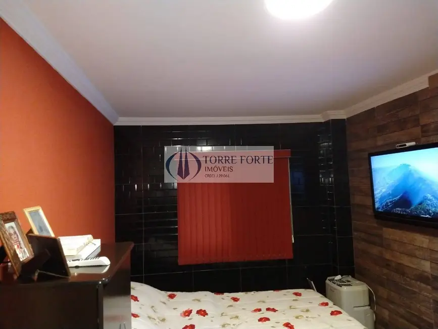 Foto 6 de Casa com 2 quartos à venda, 89m2 em Vila Carmosina, São Paulo - SP