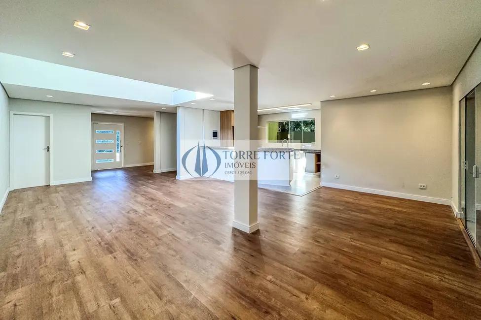 Foto 3 de Casa com 3 quartos à venda, 215m2 em Transurb, Itapevi - SP