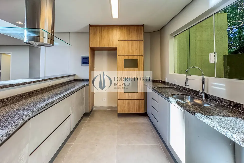 Foto 9 de Casa com 3 quartos à venda, 215m2 em Transurb, Itapevi - SP