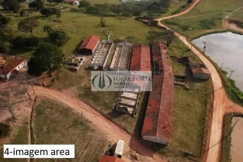 Foto 4 de Chácara com 5 quartos à venda, 16600m2 em Jardim Paraíso II, Itu - SP