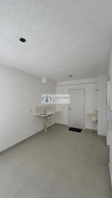 Foto 2 de Apartamento com 2 quartos à venda, 32m2 em Vila Graciosa, São Paulo - SP