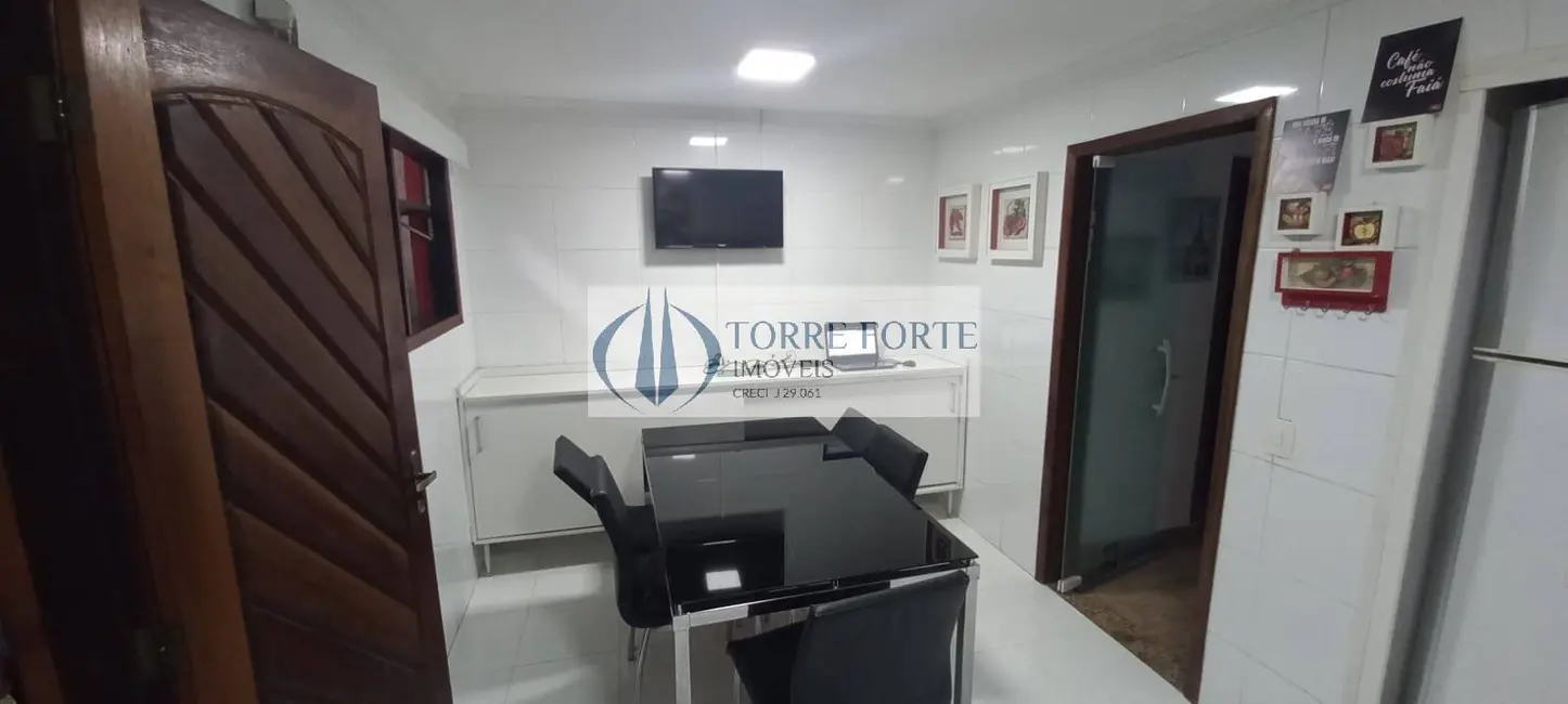 Foto 4 de Sobrado com 3 quartos à venda, 200m2 em São Paulo - SP