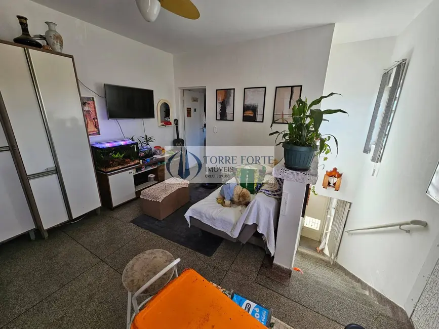 Foto 2 de Casa com 3 quartos à venda, 240m2 em Vila Rio Branco, São Paulo - SP