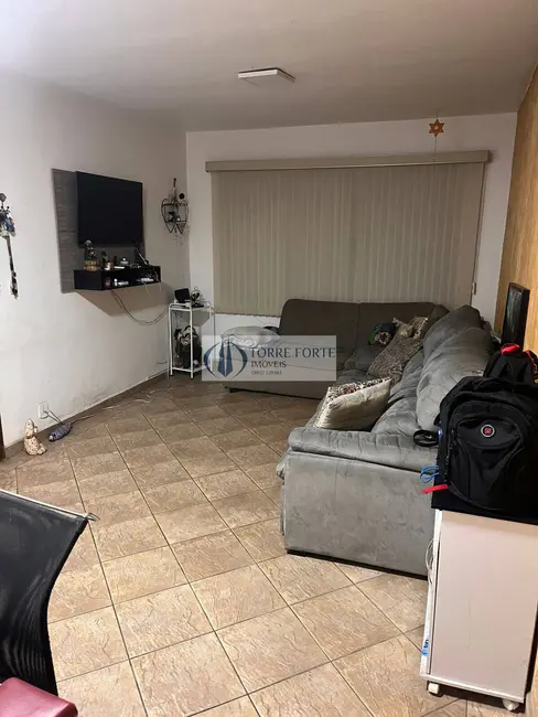 Sobrado com 4 quartos à venda, 110m2 em Vila Antonieta, São Paulo - SP - imagem 1 Foto 1 de Sobrado com 4 quartos à venda, 110m2 em Vila Antonieta, São Paulo - SP