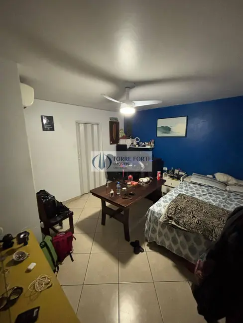 Sobrado com 4 quartos à venda, 110m2 em Vila Antonieta, São Paulo - SP - imagem 9 Foto 9 de Sobrado com 4 quartos à venda, 110m2 em Vila Antonieta, São Paulo - SP