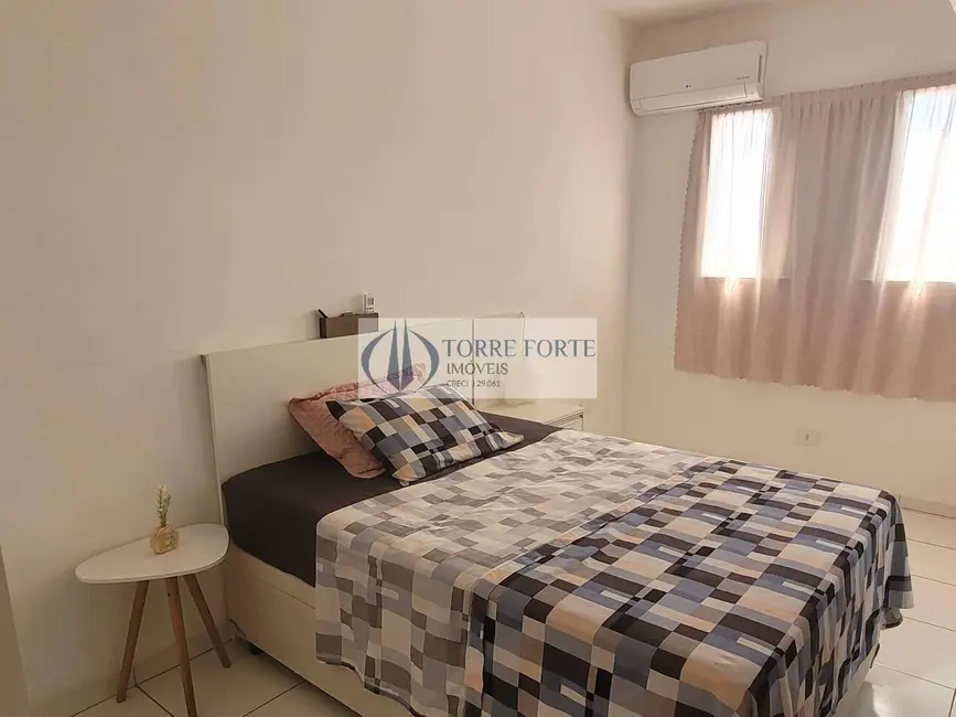 Apartamento com 2 quartos à venda, 60m2 em Guilhermina, Praia Grande - SP - imagem 8 Foto 8 de Apartamento com 2 quartos à venda, 60m2 em Guilhermina, Praia Grande - SP