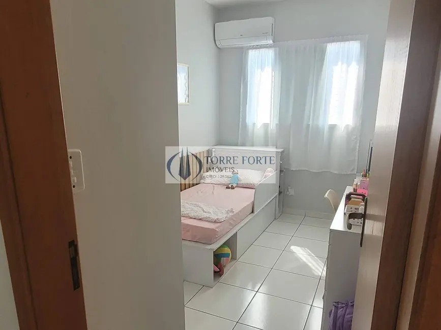 Apartamento com 2 quartos à venda, 60m2 em Guilhermina, Praia Grande - SP - imagem 9 Foto 9 de Apartamento com 2 quartos à venda, 60m2 em Guilhermina, Praia Grande - SP