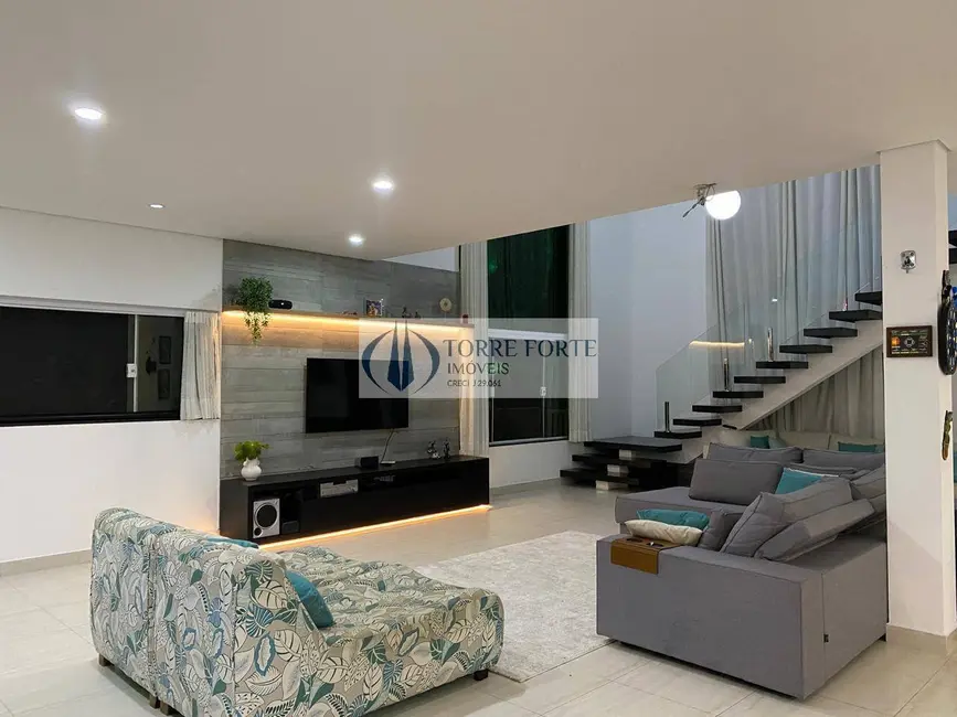 Foto 5 de Casa de Condomínio com 4 quartos à venda, 280m2 em Sao Sebastiao - SP