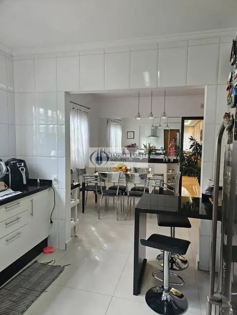 Foto 1 de Casa com 3 quartos à venda, 200m2 em Jardim Vila Formosa, São Paulo - SP