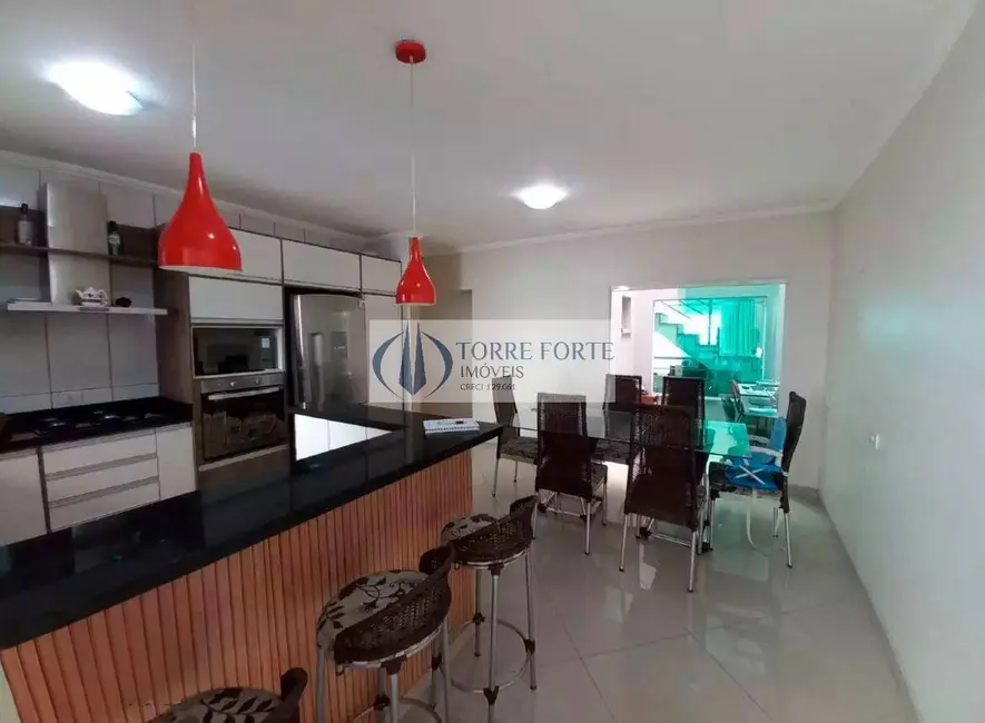 Foto 6 de Sobrado com 3 quartos à venda, 190m2 em Vila Linda, Santo Andre - SP