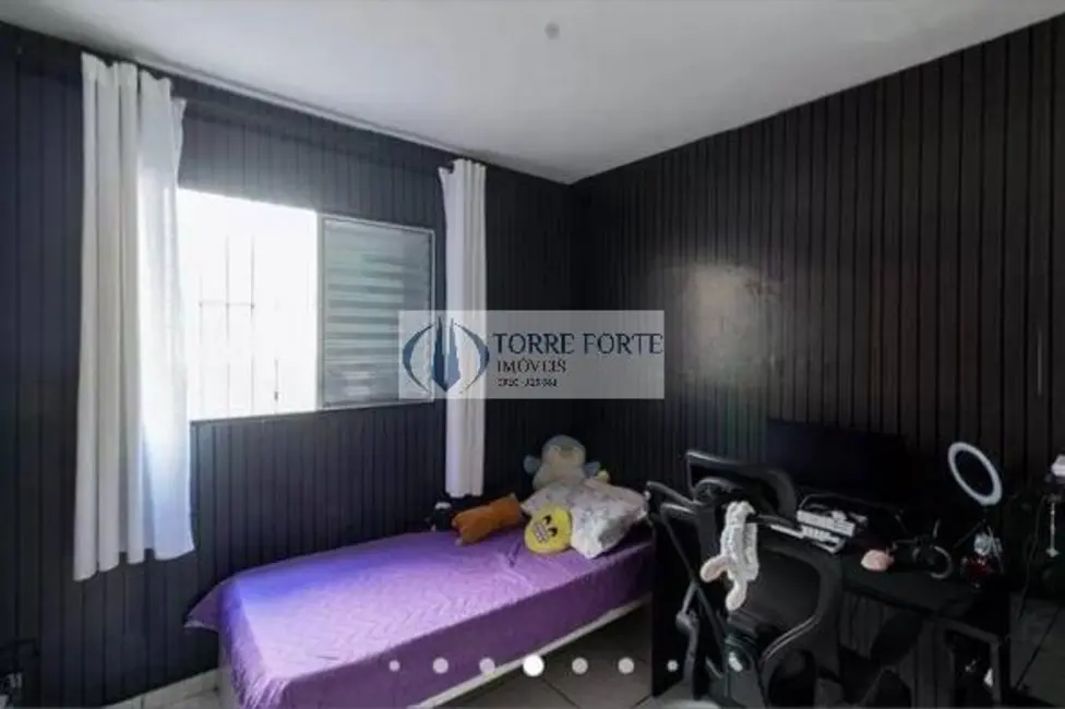 Foto 9 de Casa com 2 quartos à venda, 120m2 em Vila Carmosina, São Paulo - SP