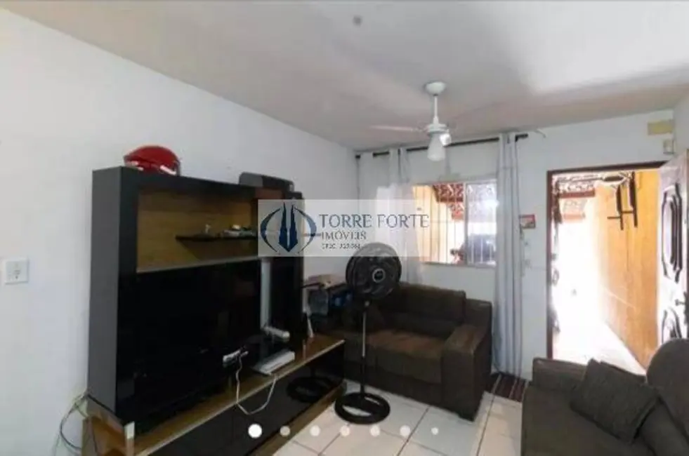 Foto 3 de Casa com 2 quartos à venda, 120m2 em Vila Carmosina, São Paulo - SP