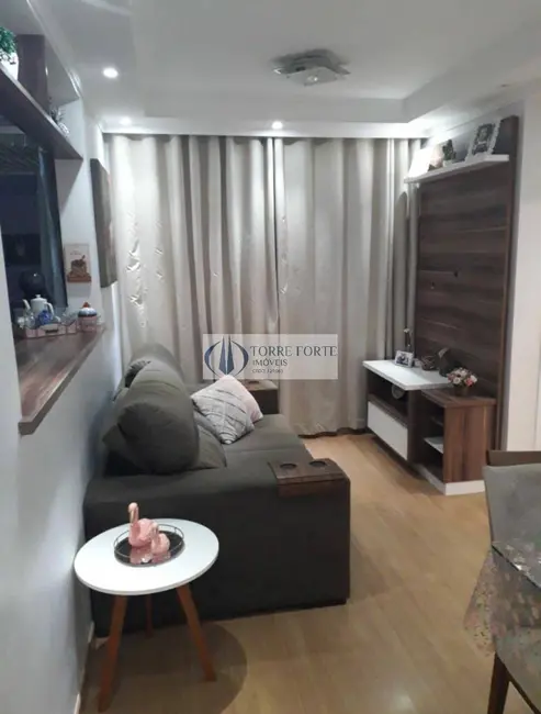 Foto 3 de Apartamento com 2 quartos à venda, 47m2 em Vila Urupês, Suzano - SP