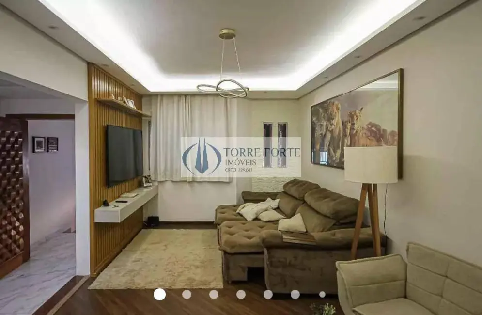 Sobrado com 3 quartos à venda, 220m2 em Jardim Vila Formosa, São Paulo - SP - imagem 4 Foto 4 de Sobrado com 3 quartos à venda, 220m2 em Jardim Vila Formosa, São Paulo - SP