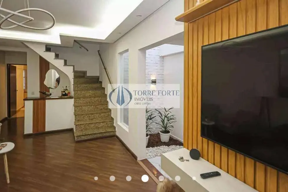 Sobrado com 3 quartos à venda, 220m2 em Jardim Vila Formosa, São Paulo - SP - imagem 8 Foto 8 de Sobrado com 3 quartos à venda, 220m2 em Jardim Vila Formosa, São Paulo - SP