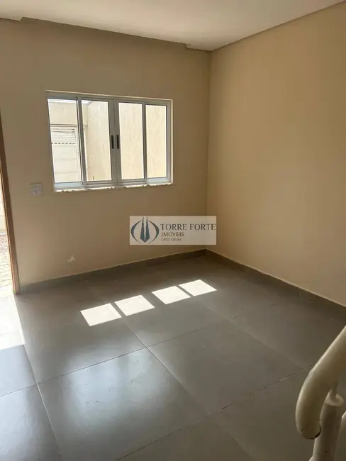 Foto 2 de Casa com 2 quartos à venda, 85m2 em Vila Talarico, São Paulo - SP