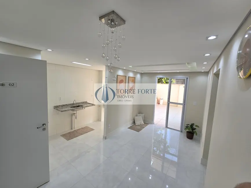 Apartamento com 2 quartos à venda e para alugar, 90m2 em Vila Carmosina, São Paulo - SP - imagem 3 Foto 3 de Apartamento com 2 quartos à venda e para alugar, 90m2 em Vila Carmosina, São Paulo - SP