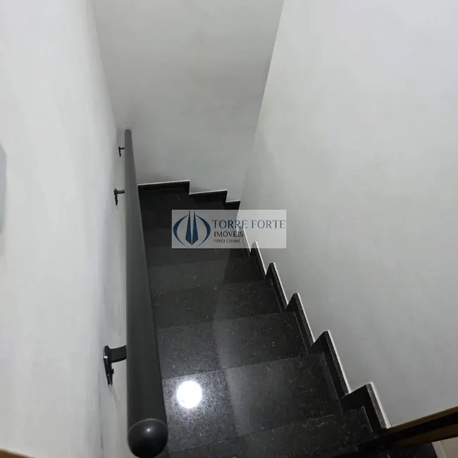 Casa com 2 quartos à venda, 68m2 em Burgo Paulista, São Paulo - SP - imagem 8 Foto 8 de Casa com 2 quartos à venda, 68m2 em Burgo Paulista, São Paulo - SP