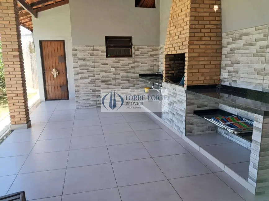 Foto 1 de Casa com 4 quartos à venda, 230m2 em Jardim Brasil, Caraguatatuba - SP