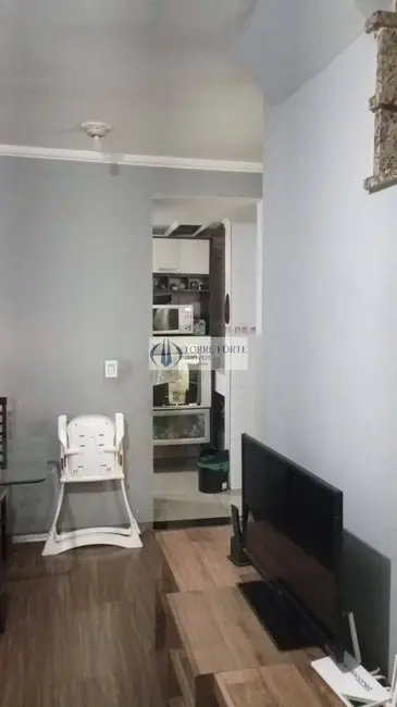 Casa com 2 quartos à venda, 71m2 em Vila Carmosina, São Paulo - SP - imagem 4 Foto 4 de Casa com 2 quartos à venda, 71m2 em Vila Carmosina, São Paulo - SP