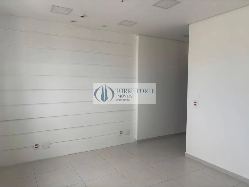 Sala Comercial para alugar, 40m2 em Tatuapé, São Paulo - SP - imagem 8 Foto 8 de Sala Comercial para alugar, 40m2 em Tatuapé, São Paulo - SP