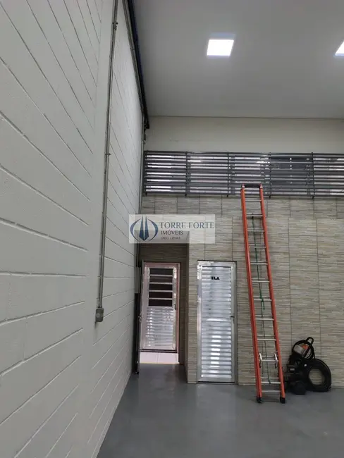 Foto 7 de Sala Comercial para alugar, 170m2 em Vila Nova Bonsucesso, Guarulhos - SP