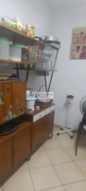 Casa com 2 quartos à venda em Vila Antonieta, São Paulo - SP - imagem 9 Foto 9 de Casa com 2 quartos à venda em Vila Antonieta, São Paulo - SP