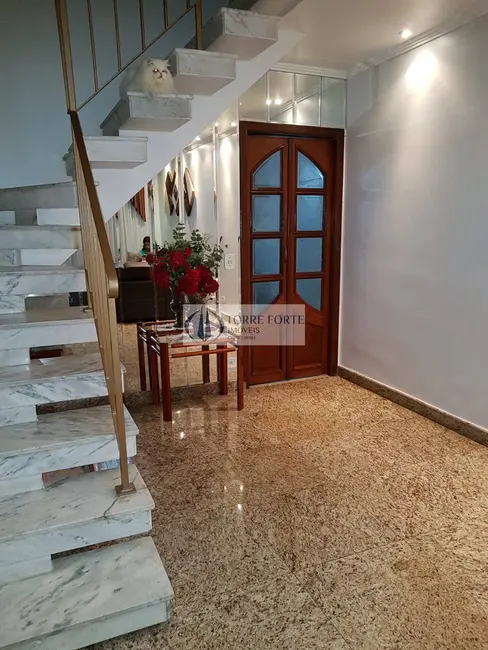 Foto 3 de Sobrado com 3 quartos para alugar, 125m2 em Jardim Vila Formosa, São Paulo - SP