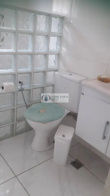 Casa com 2 quartos à venda, 120m2 em Maracanã, Praia Grande - SP - imagem 6 Foto 6 de Casa com 2 quartos à venda, 120m2 em Maracanã, Praia Grande - SP