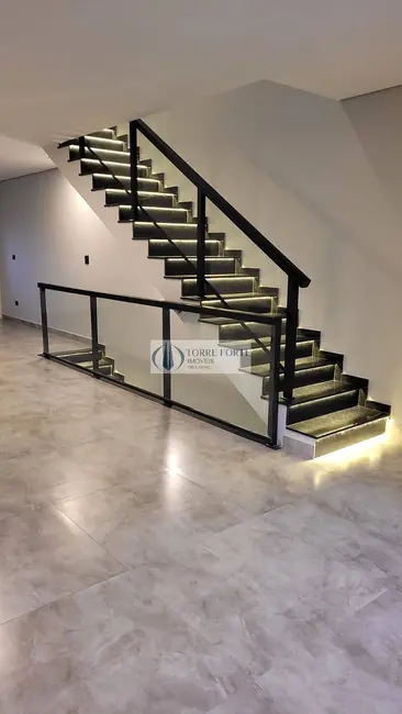 Casa com 3 quartos à venda, 195m2 em Penha de França, São Paulo - SP - imagem 3 Foto 3 de Casa com 3 quartos à venda, 195m2 em Penha de França, São Paulo - SP