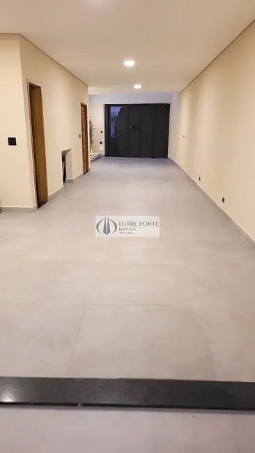 Casa com 3 quartos à venda, 195m2 em Penha de França, São Paulo - SP - imagem 8 Foto 8 de Casa com 3 quartos à venda, 195m2 em Penha de França, São Paulo - SP