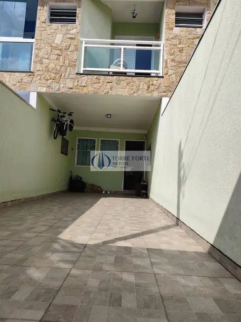 Casa com 3 quartos à venda, 102m2 em Jardim Triana, São Paulo - SP - imagem 1 Foto 1 de Casa com 3 quartos à venda, 102m2 em Jardim Triana, São Paulo - SP