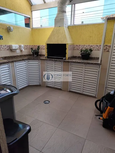 Casa com 3 quartos à venda, 102m2 em Jardim Triana, São Paulo - SP - imagem 8 Foto 8 de Casa com 3 quartos à venda, 102m2 em Jardim Triana, São Paulo - SP