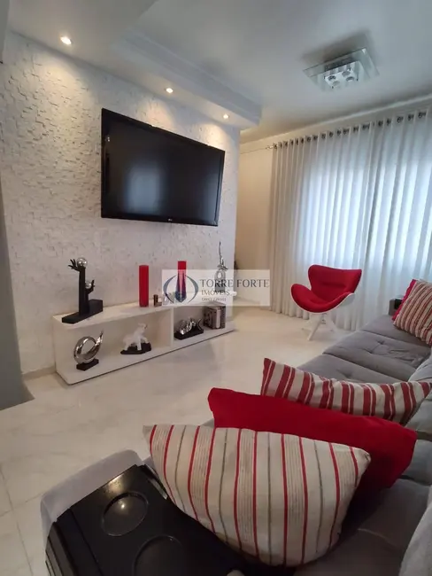 Foto 2 de Sobrado com 2 quartos à venda, 109m2 em Vila Bertioga, São Paulo - SP