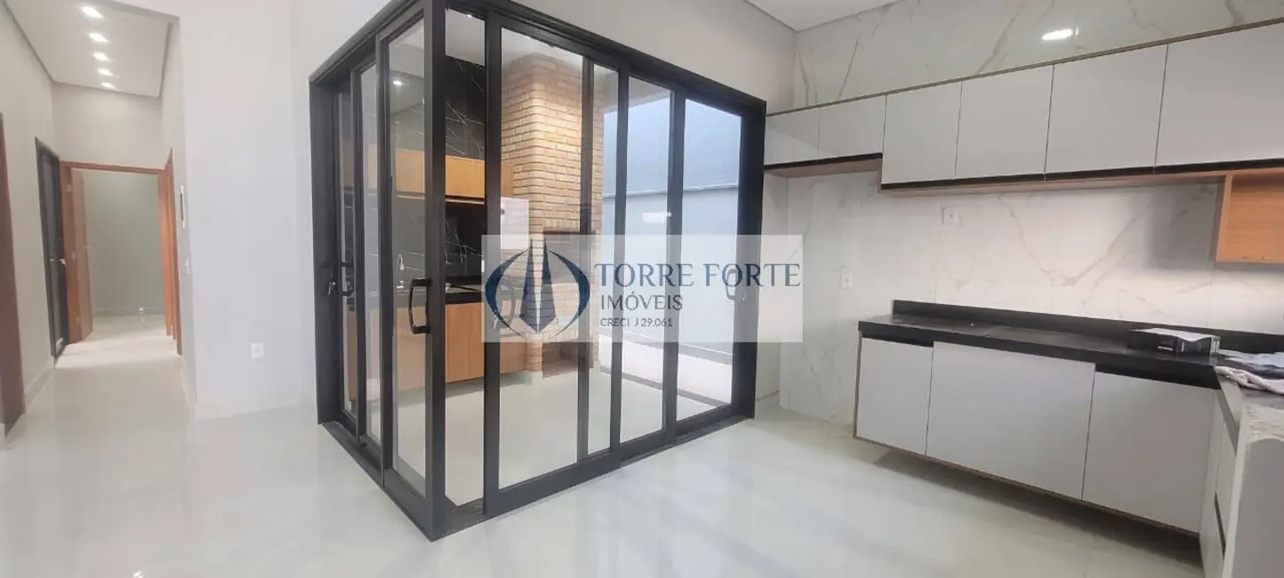 Foto 1 de Casa com 3 quartos à venda, 105m2 em Indaiatuba - SP